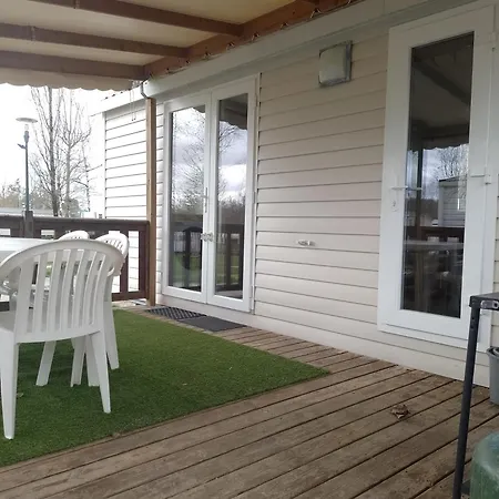 Sas Mhvacances Loue Mobilhome 2 Chambres Proche Chateaux Et Zoo Beauval Onzain Exterior foto