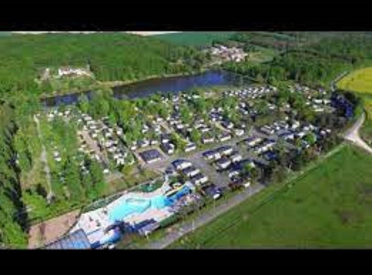 Sas Mhvacances Loue Mobilhome 2 Proche Chateaux Et Zoo Beauval 4* Onzain