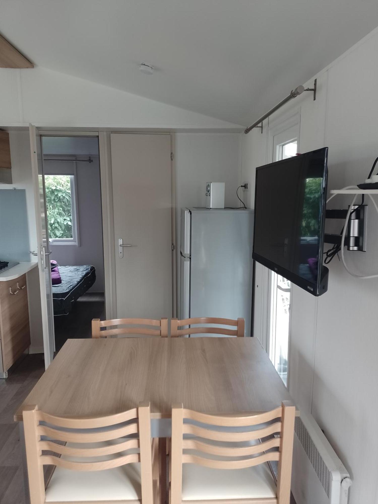Camping Sas Mhvacances Loue Mobilhome 2 Proche Chateaux Et Zoo Beauval Onzain
